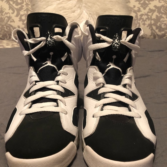 Jordan retro 6 oreo